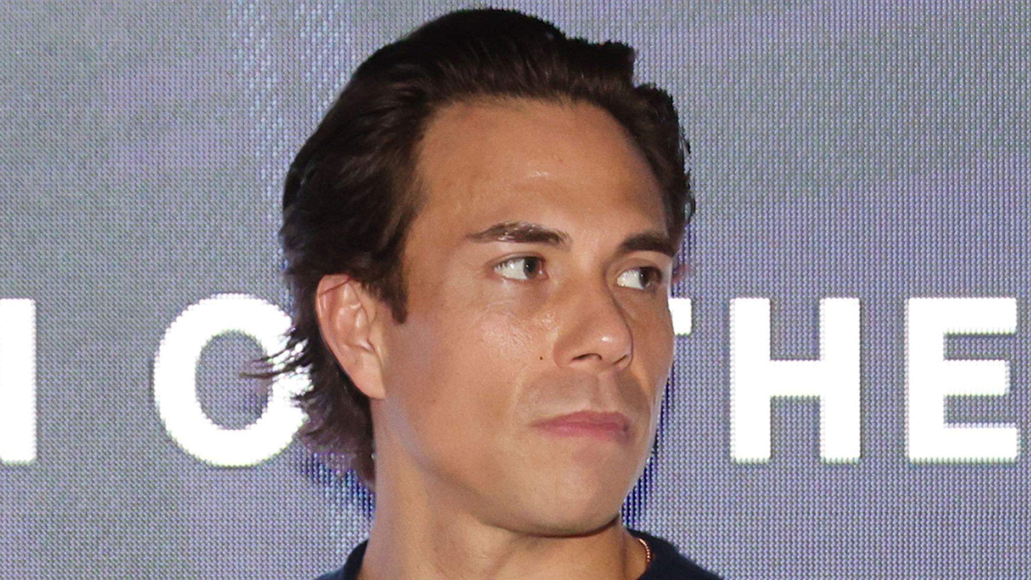 Apolo Ohno Lawsuit: Ex-Girlfriend Hoards Olympic Gold