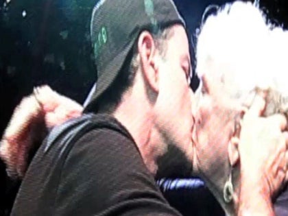 042511_charlie_sheen_marvix_still