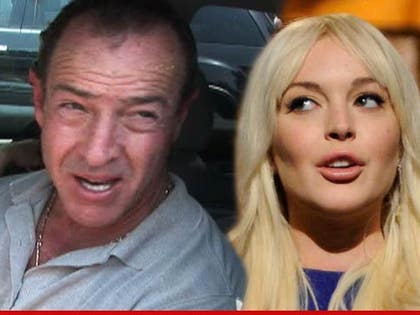 0116_michael_lindsay_lohan