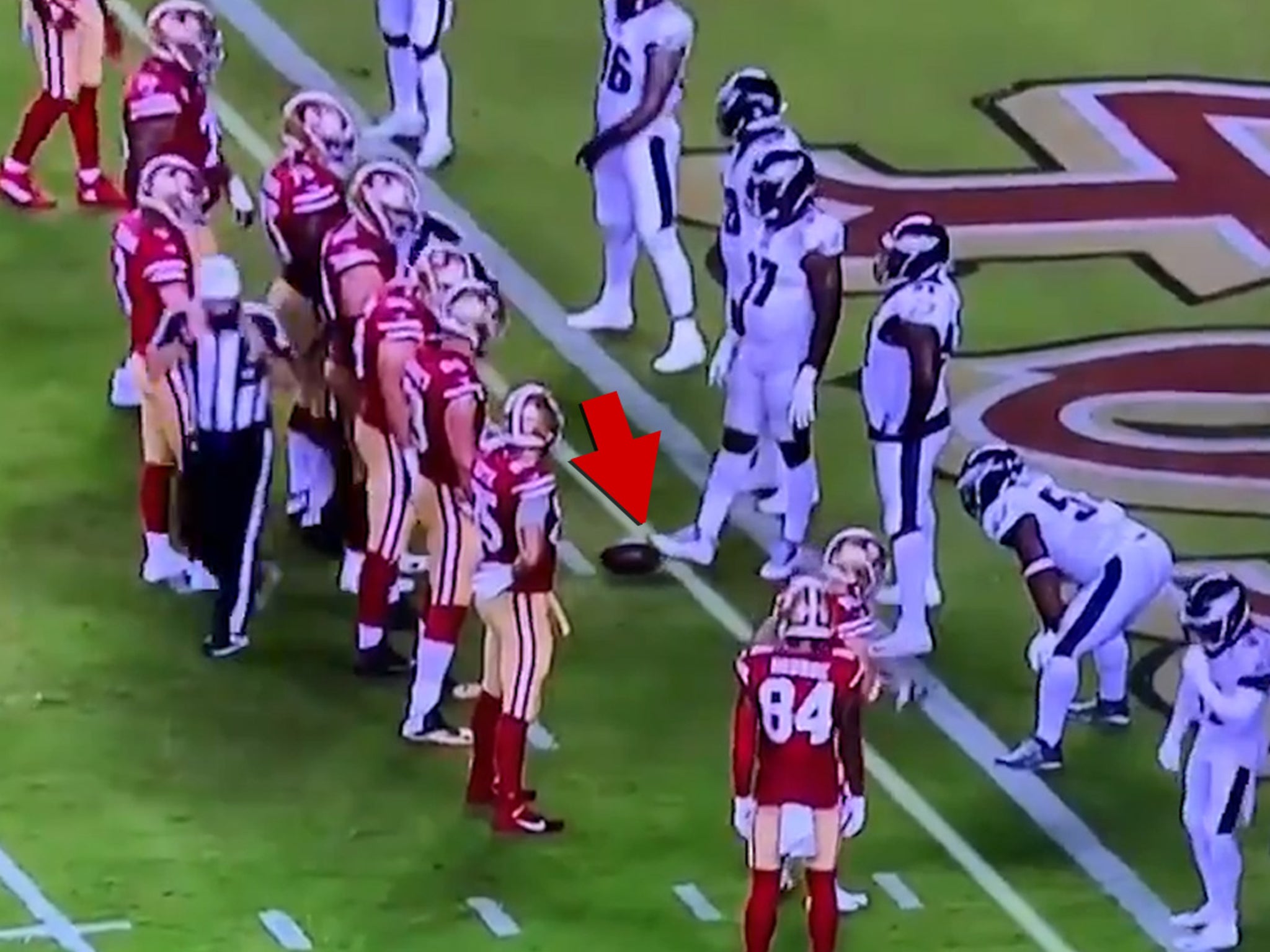 Eagles' Malik Jackson pulls sneaky move as refs spot football during game  vs. 49ers