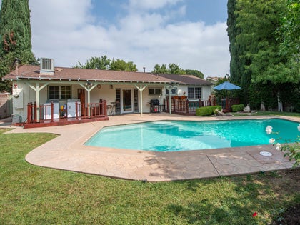 0913-Fast-Times-at-Ridgemont-High-House-photos-primary