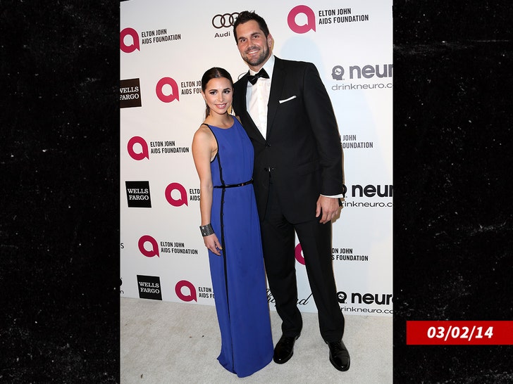 Matt-Lenart-Josie-Lenart-Sub-Getty-1
