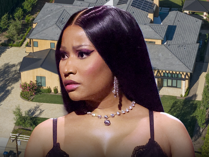 nicki minaj main getty backgrid 2