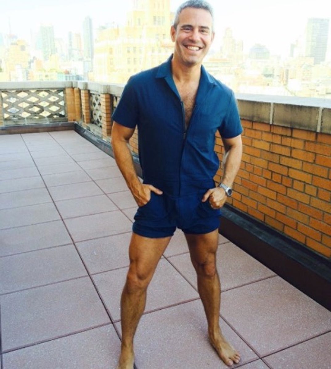 andy cohen descalzo