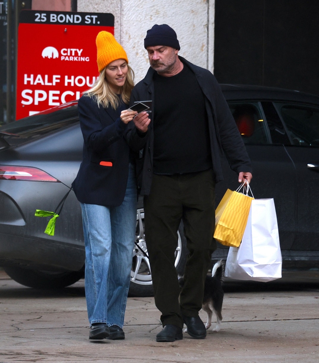 Liev Schreiber Spotted in Public for First Time Since Hospitalization  8