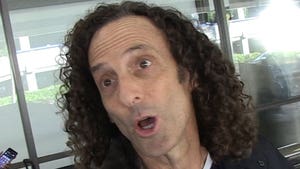 Kenny G on Golfing with Trump: He's Legit, But 'I'm Better!'
