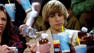 Jake On 'Hannah Montana' 'Memba Him?!