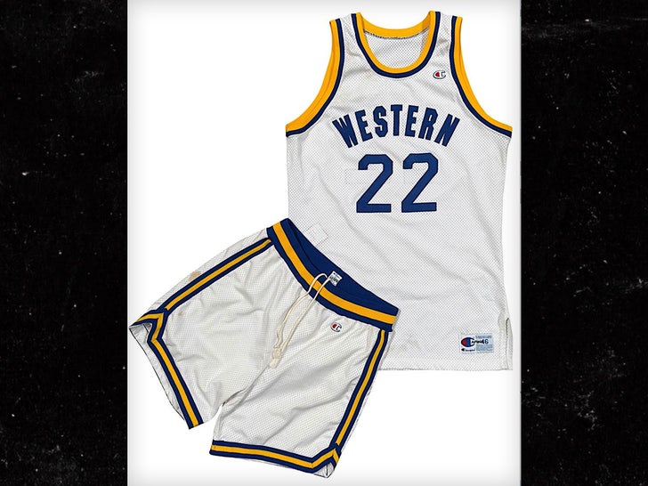 penny hardaway blue chips jersey sub Grey Flannel Auctions 2
