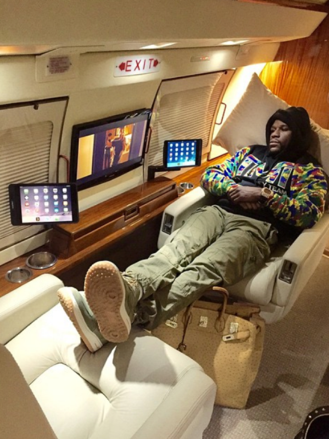 floyd_mayweather_living_large_2_photos8