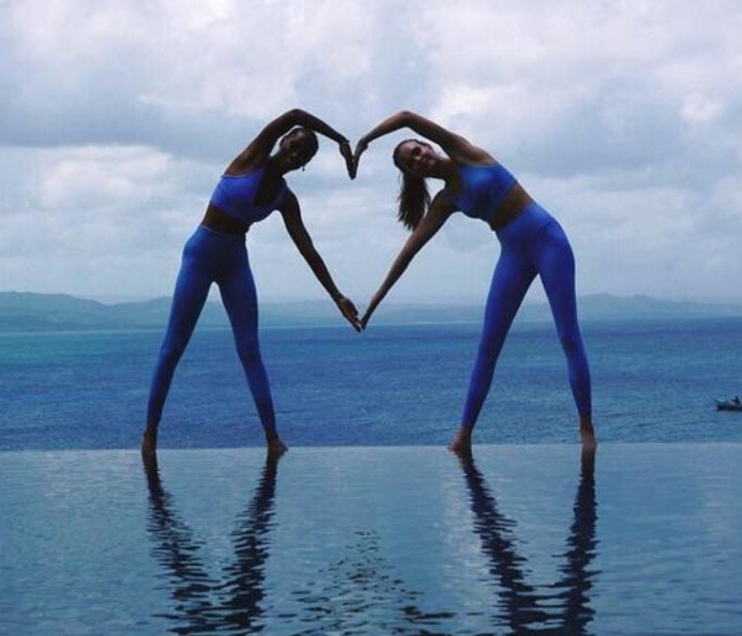 Jasmine Tookes (29) vs. Josephine Skriver (27)