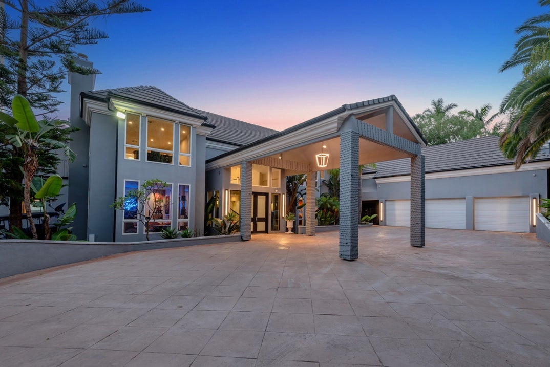 Russell Peters Malibu Home 0013