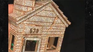 Offset's Trap House Chain from Cardi B Worth $250k
