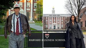 0917-mgk-kim-kardashian-rather-primary_720