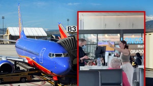 southwest-airliines-getty-TikTok-@unacceptabletay-composite-1-