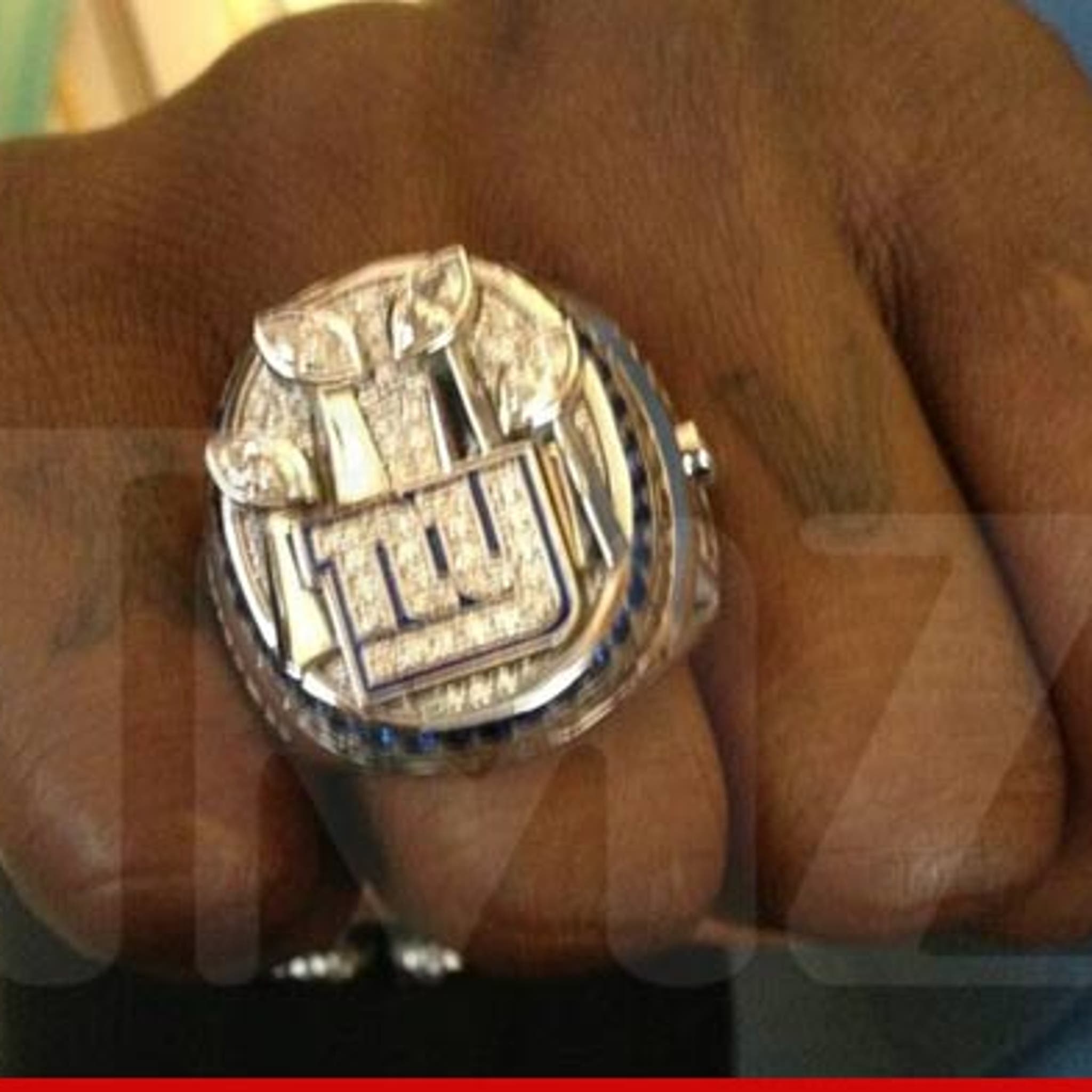 NY Giants -- We Got a Super Bowl Ring!!! [PHOTO]