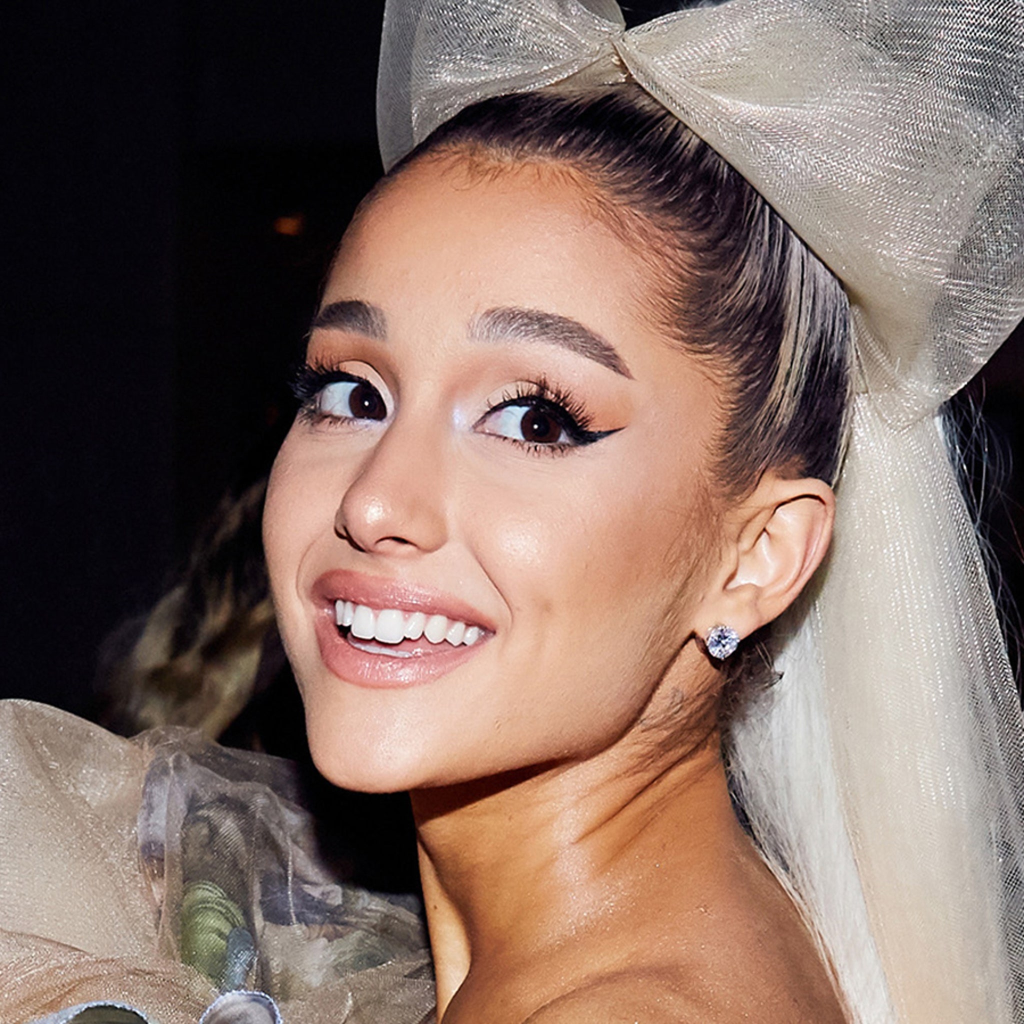 Ariana Grande tells fans to use clear bags as she ups security for