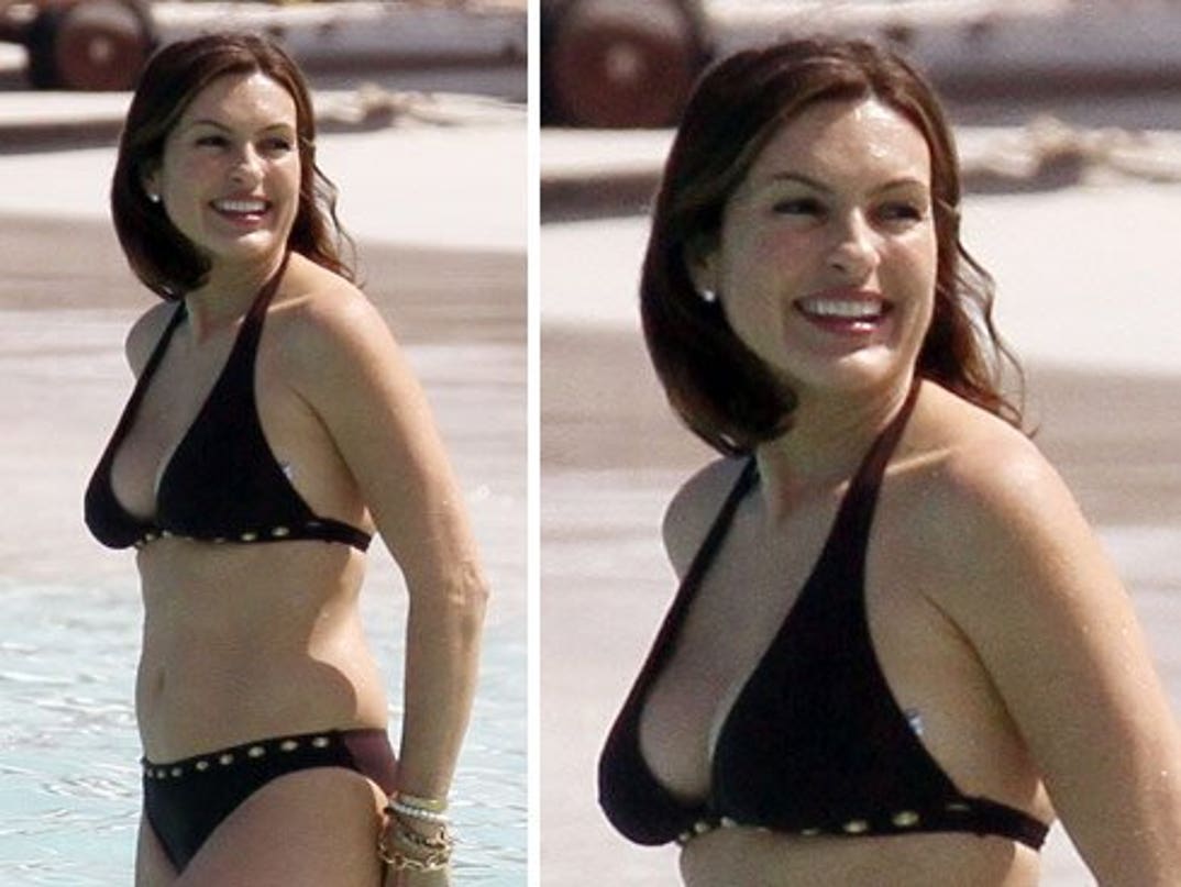 Mariska Hargitay Goes Two Pieces