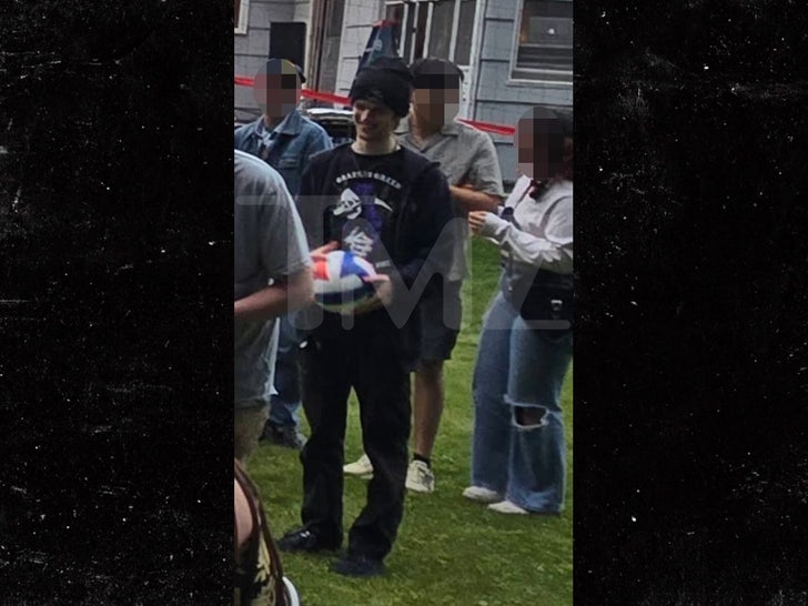 robin westman tmz blur 1