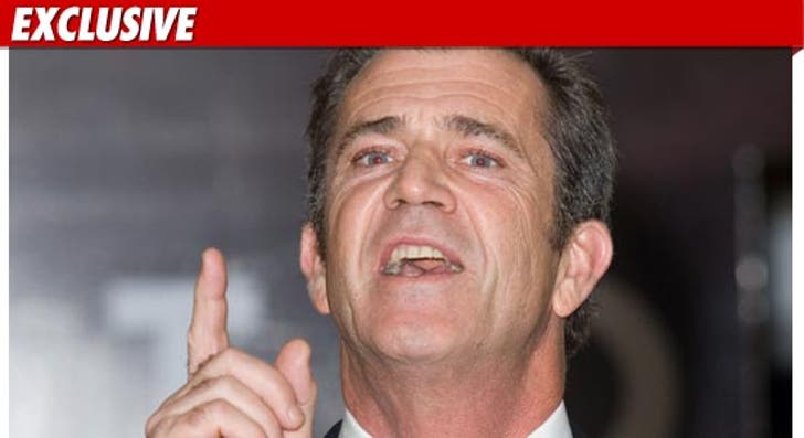 Mel Gibson Interviewed by Sheriff's Investigators :: 0726-mel-gibson-getty-ex