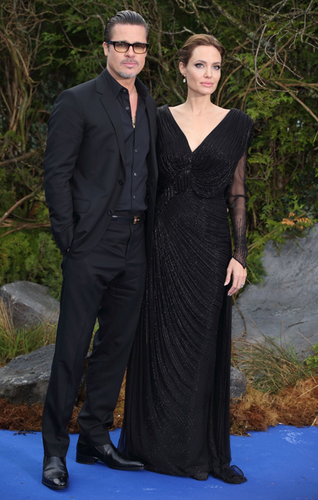 brad_pitt_angelina_jolie_couple_wedding_married_photos_0118