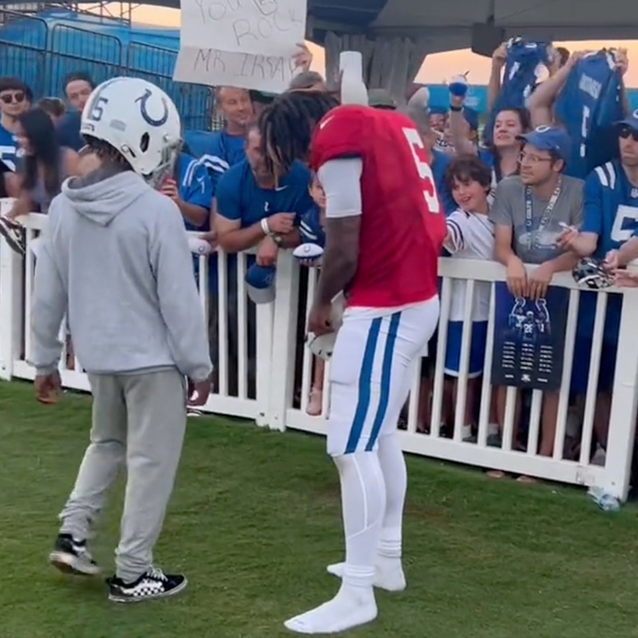 Anthony Richardson signs autographs for young fans at training camp -  WISH-TV, Indianapolis News, Indiana Weather