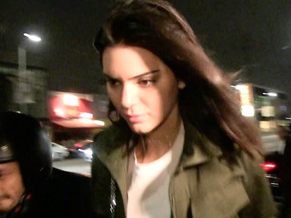 1018_Kendall-Jenner_tmz