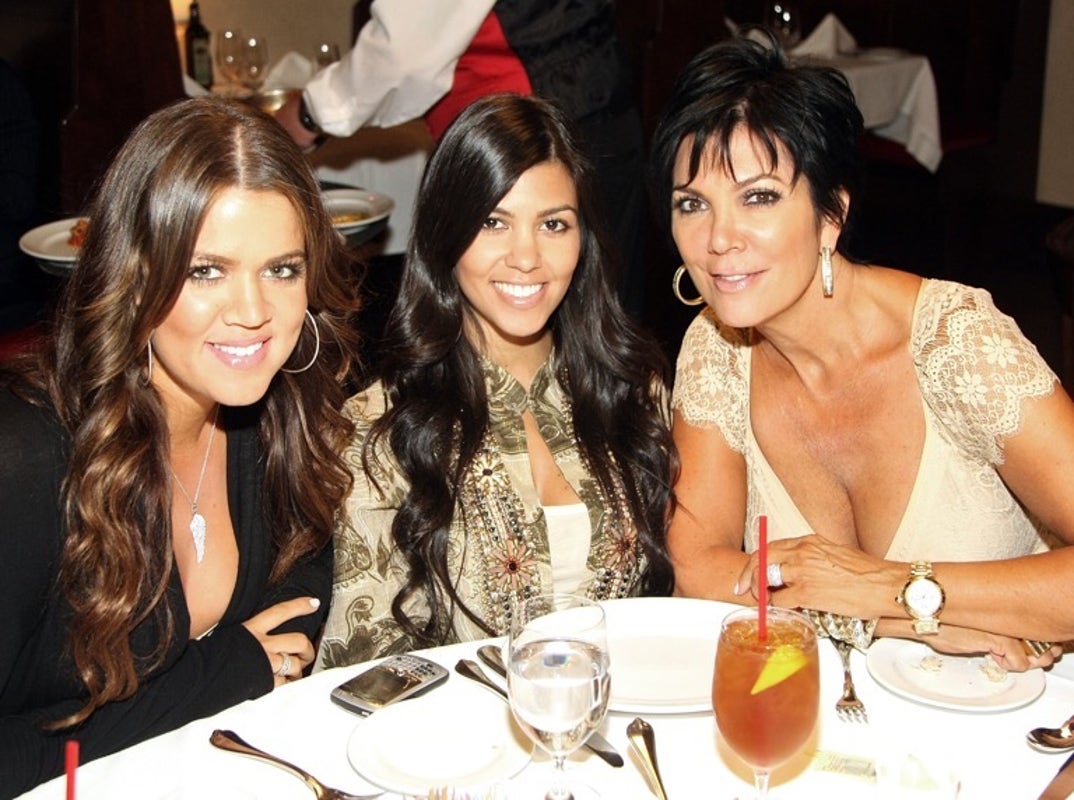 0324_kardashian_jenner_family_00