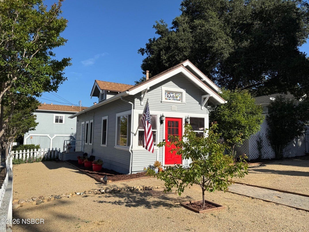 Dolly Parton Former Solvang Cottage 0