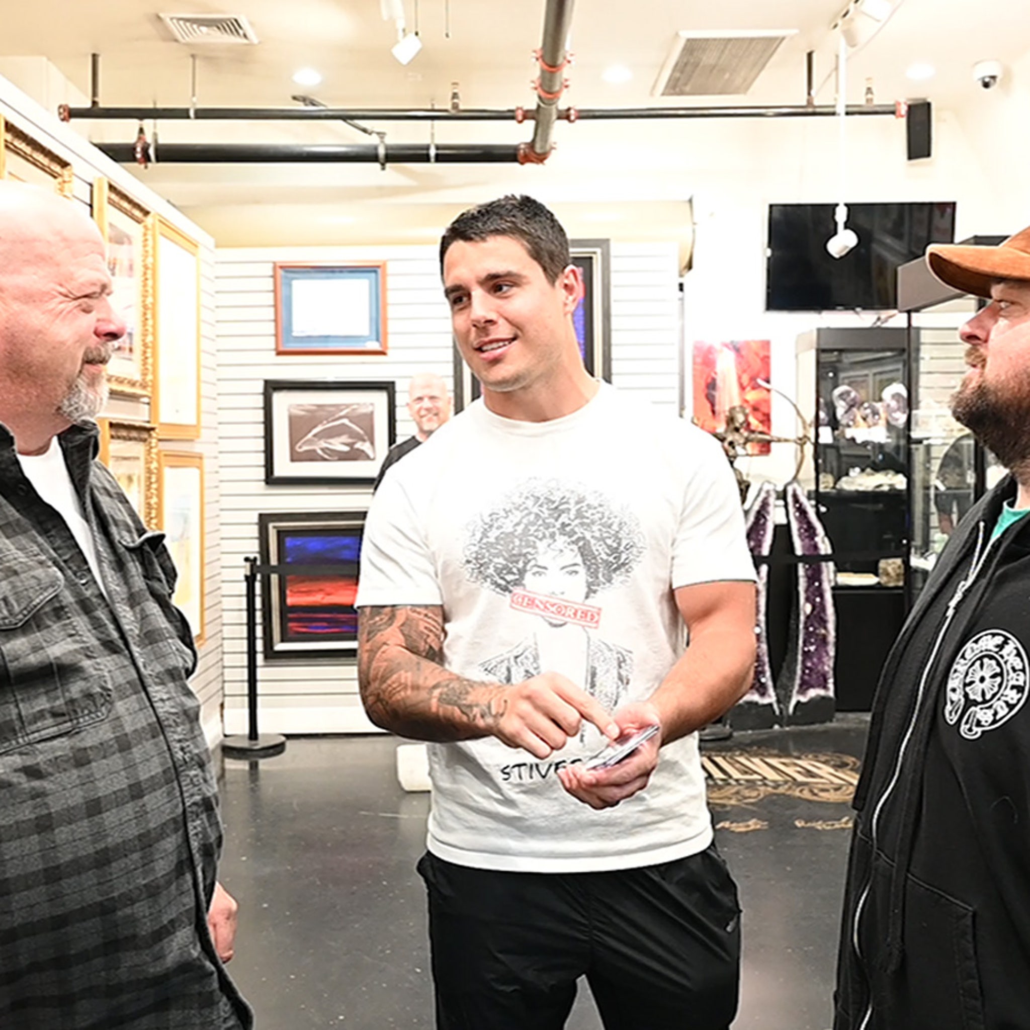 'Pawn Stars' Rick, Chumlee Check Out $1 Mil Pokémon Card Owned by Raiders  Star