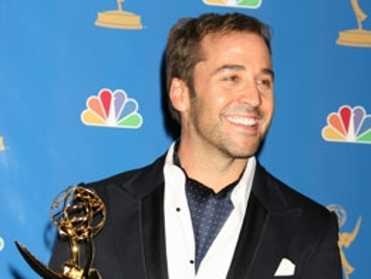 Jeremy Piven in Dolce Tux