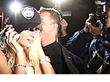 102706-paris-hilton