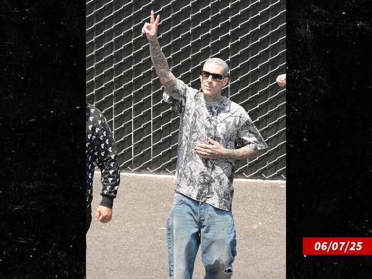 Travis Barker Sub Mage