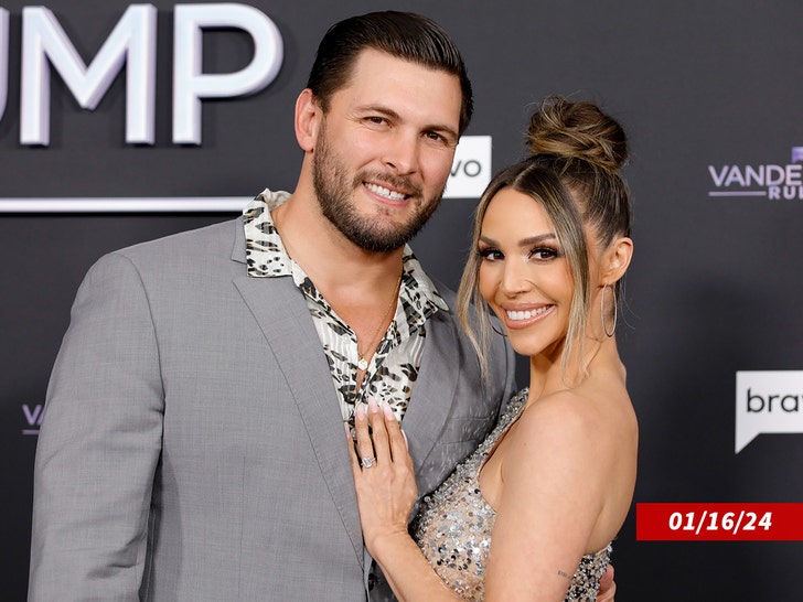 Brock-Davies-Scheana-Shay-sub-getty-2