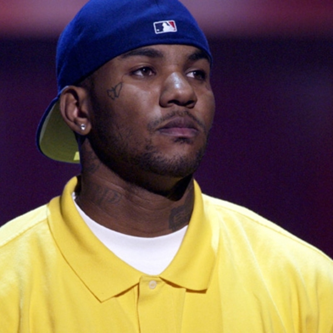 39794-celebrity_pictures_gossip_0133_0002_Layer_14_full