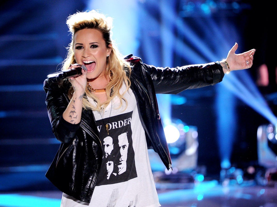 demi_performance_pics_21
