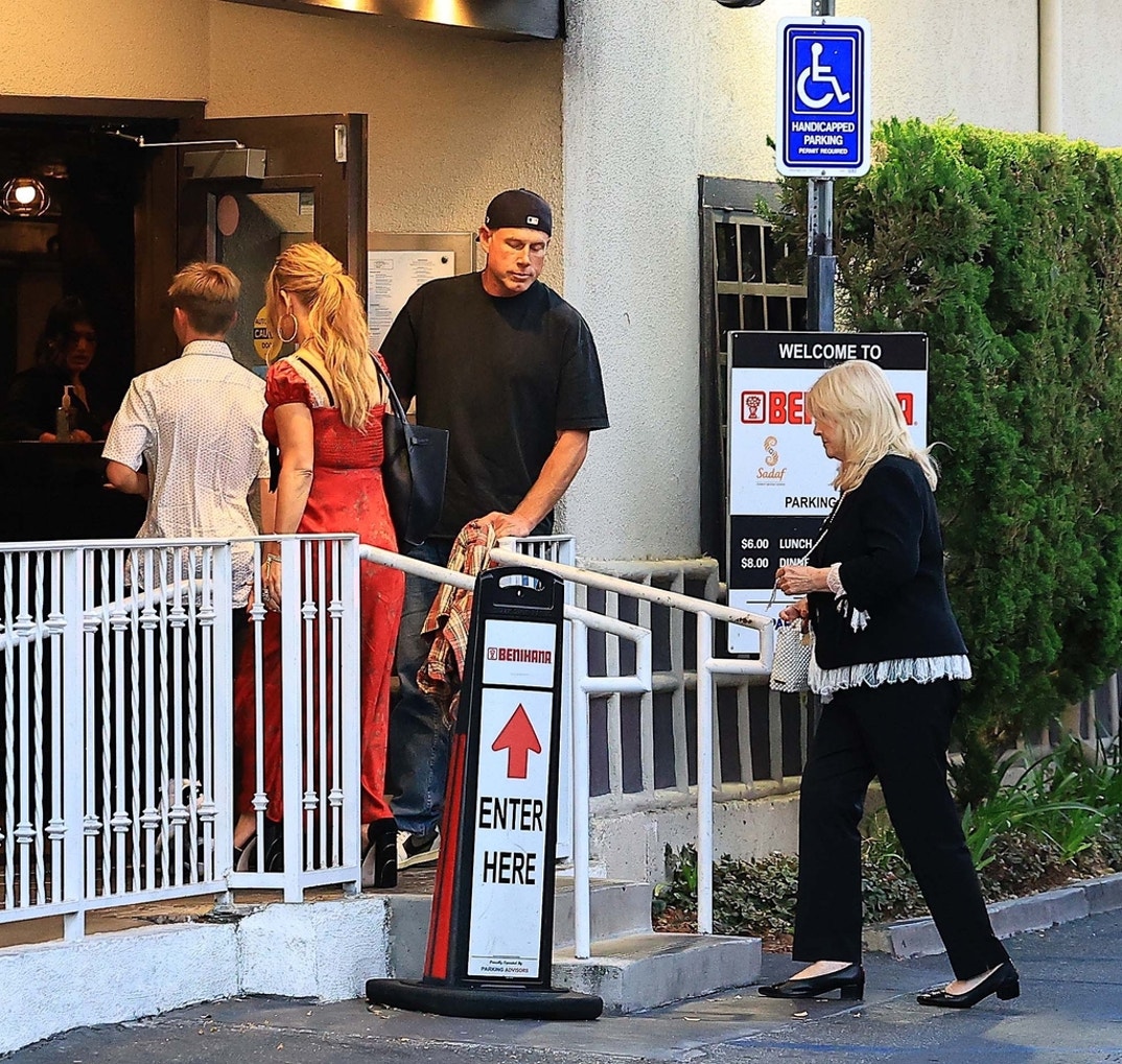 Jessica Simpson Eric Johnson Graduation 6