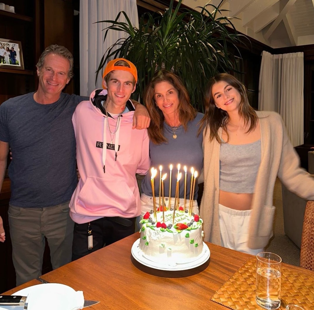 Cindy Crawford And Rande Gerber Family Photos 2
