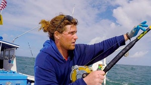 0723-nicholas-fudge-twitter-swipe