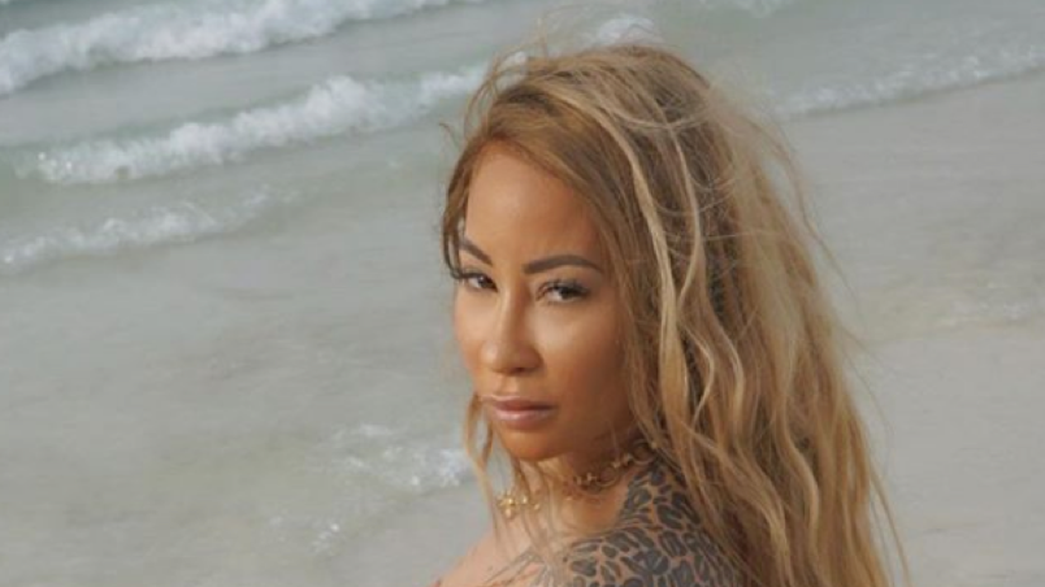 Hazel-E's Sexy Snapshots