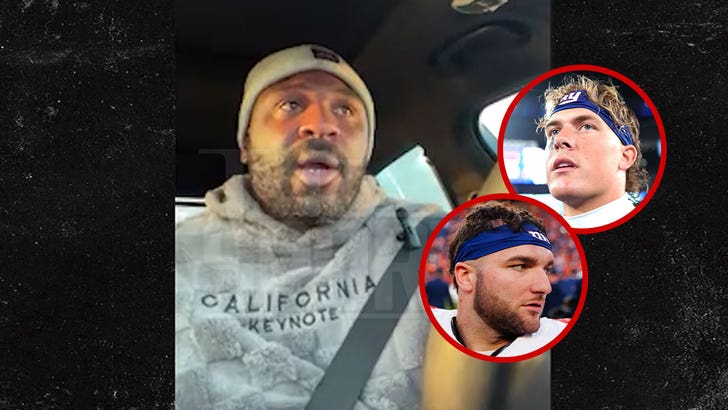 111125_brandon_jacobs_cam_jaxson_kal