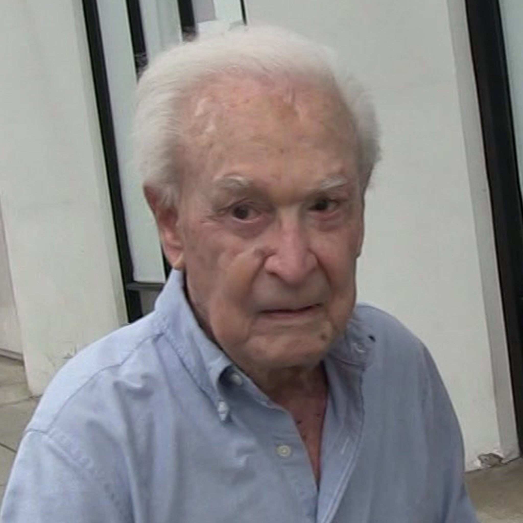 Ambulance Called to Bob Barker's Home After Nasty Slip and Fall