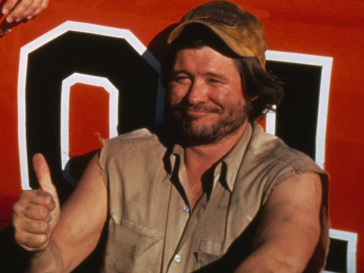 Ben Jones if best known for playing the trusty mechanic Cooter -- and honorary member of the Duke boys -- in the good ol' 1980's television show 