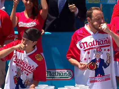 0704-annual-hotdog-eating-contest-ESPN-01