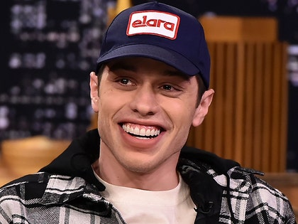 1220-pete-davidson-getty-02