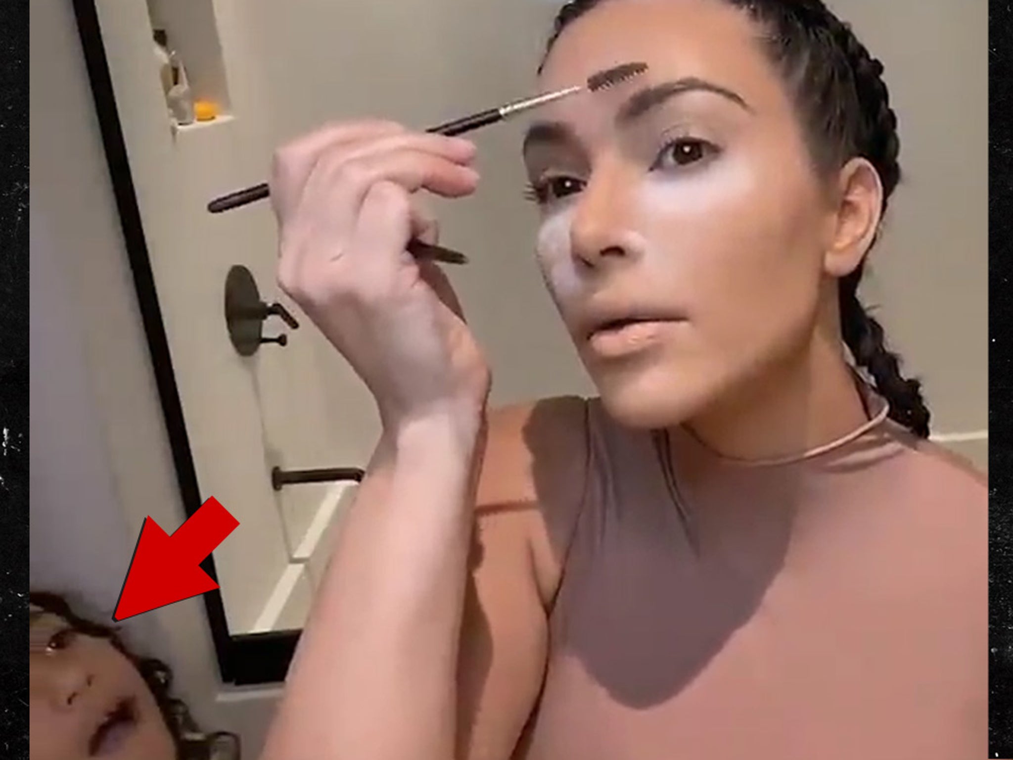 Kim Kardashian Can T Do Makeup Tutorial