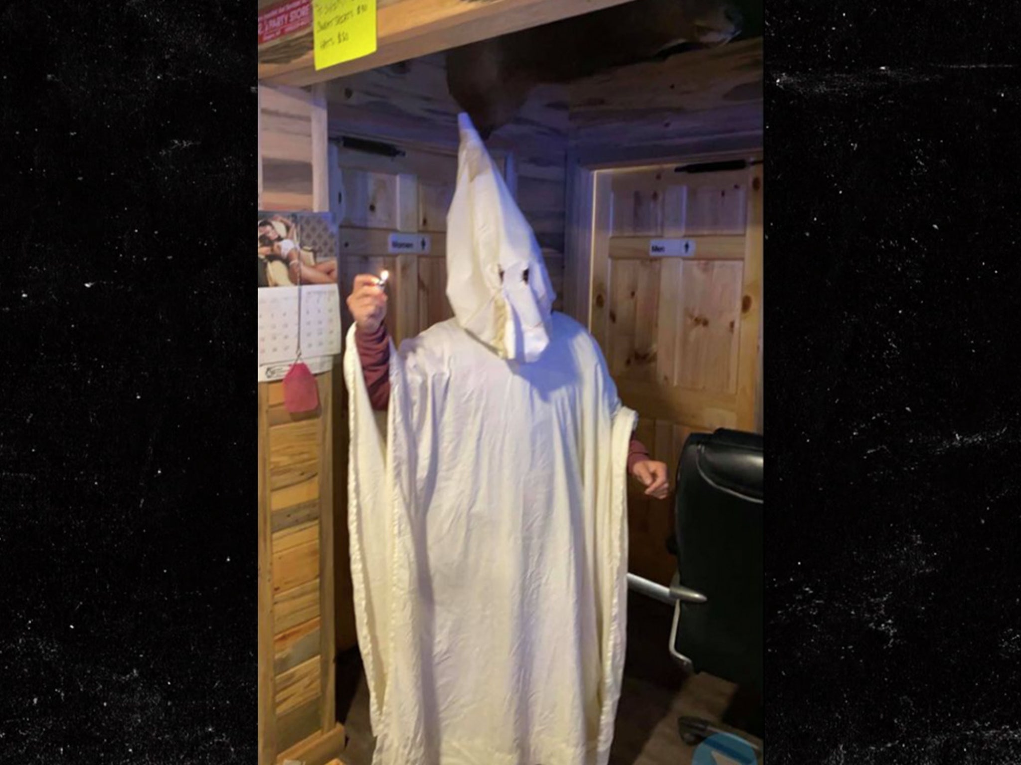 Man wearing KKK costume to Mississippi bar costume party thrown