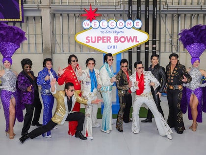 Las Vegas Prepares For Super Bowl LVIII Photos 11