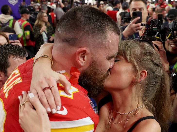 Taylor Swift And Travis Kelce -- Kissing After Super Bowl LVIII Win