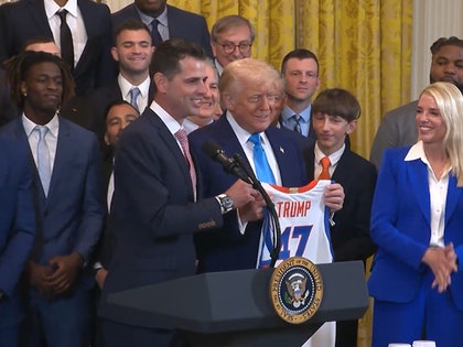 052125-donald-trump-florida-gators-primary