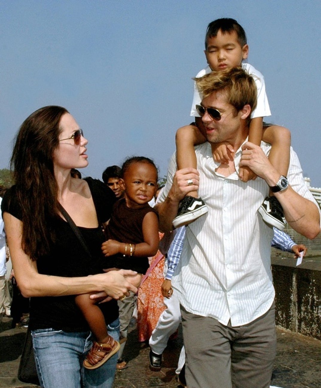 angelina_jolie_brad_pitt_photos01